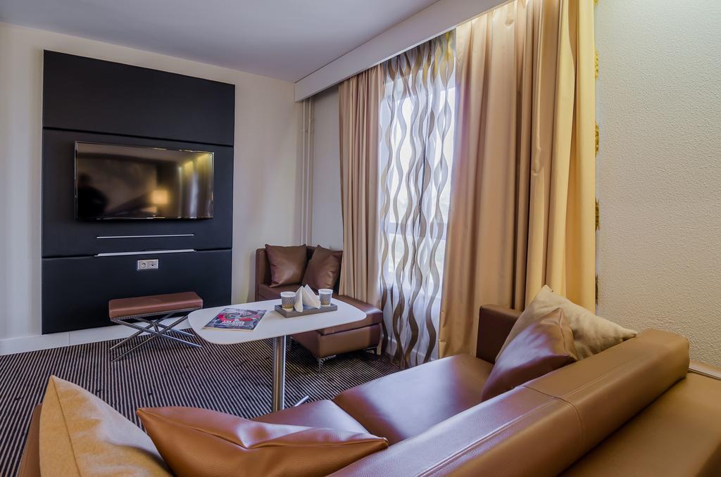 Mercure Cergy Pontoise Centre Buitenkant foto